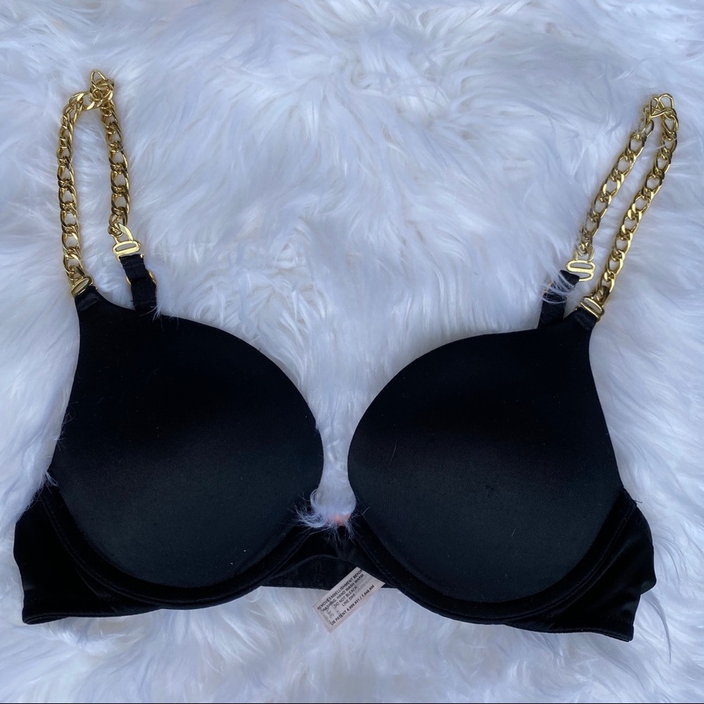 ❌SOLD❌Victoria’s Secret black push up bra
